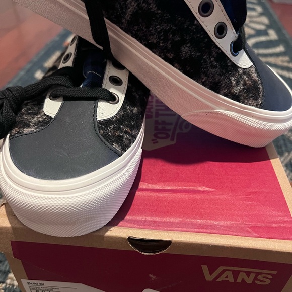 Plaid & Animal print Vans - Picture 2 of 3